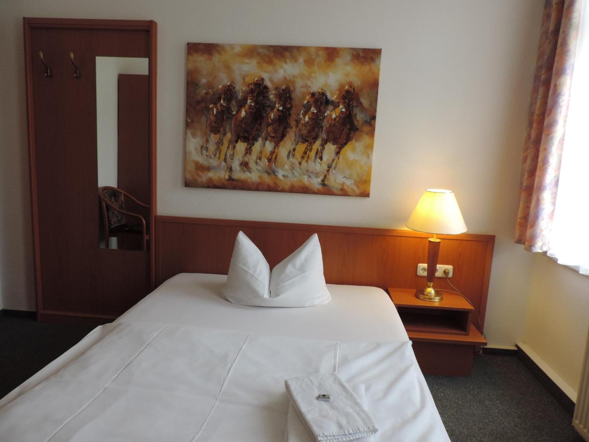 Hotel Carl Von Clausewitz 부르크 바이 마그데부르크 객실 사진